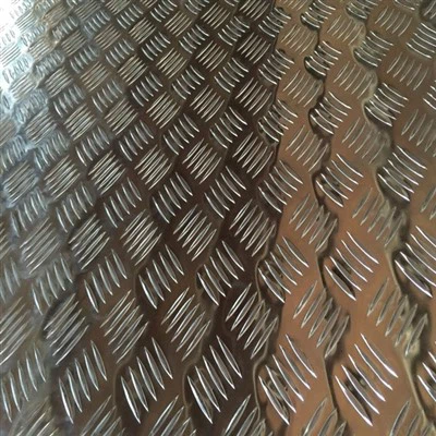 Karierte Aluminiumspule